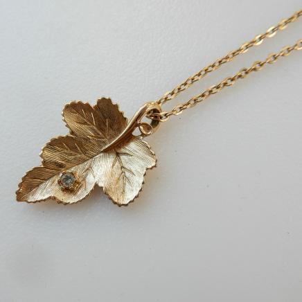 Photo of Vintage Gold Leaf Necklace