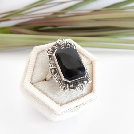 Photo of Antique Art Deco Onyx Marcasite Ring 1940s Sterling Silver Jewelery Size 4.5