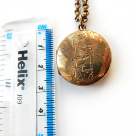 Photo of Antique Edwardian Pinchbeck Gold Locket Necklace & Chain