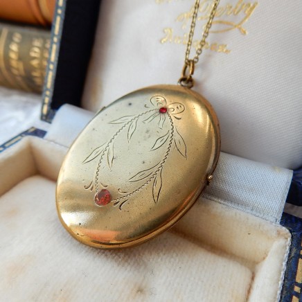 Photo of Antique Rolled Gold Art Nouveau Oval Locket Necklace & Chain