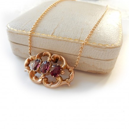 Photo of Antique Victorian 9 Carat Gold Garnet Necklace Pendant & Chain