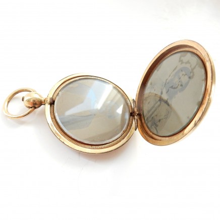 Photo of Antique Victorian Rolled Gold Photo Locket Antique Gold Keepsake Photo Jewelery