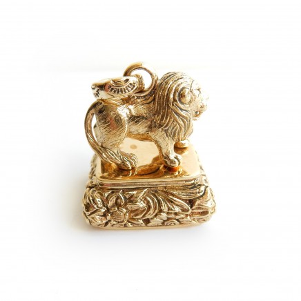 Photo of Gold Plated Lion Signet Seal Stamp
