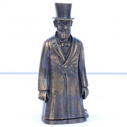 Photo of Large Brass Sculptural Abraham Lincoln6 Snuff Container Vesta Match Safe