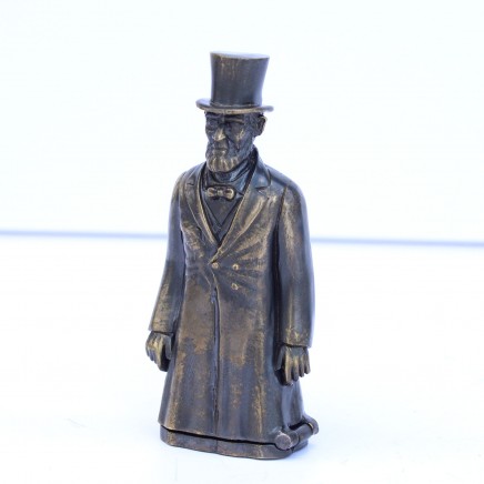 Photo of Large Brass Sculptural Abraham Lincoln6 Snuff Container Vesta Match Safe