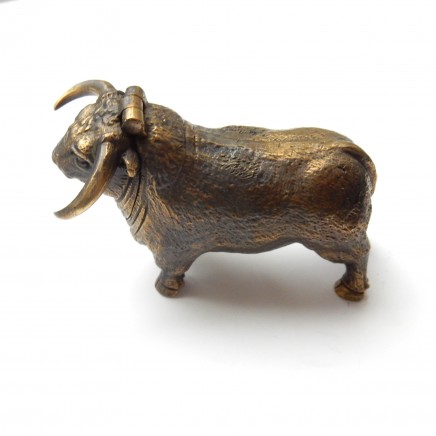 Photo of Novelty Brass Bull Ox Vesta Match Safe Snuff Box