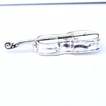 Photo of Silverplated Cello Vesta Match Safe