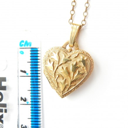 Photo of Vintage 14 Carat Rolled Gold Heart Locket Necklace Keepsake Photo Locket K L