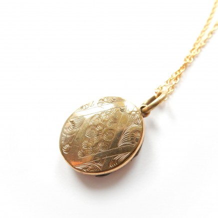 Photo of Vintage Antique Rolled Gold Photo Locket Necklace