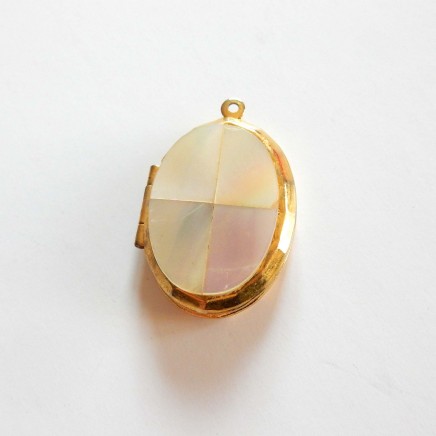 Photo of Vintage Gold Pearl Shell Locket Pendant