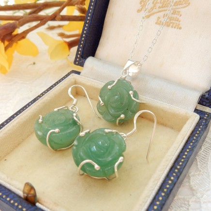 Photo of Vintage Jade Flower Earrings Pendant Jewelery Set Sterling Silver