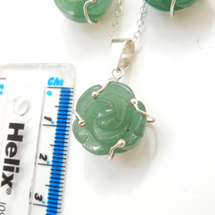 Photo of Vintage Jade Flower Earrings Pendant Jewelery Set Sterling Silver