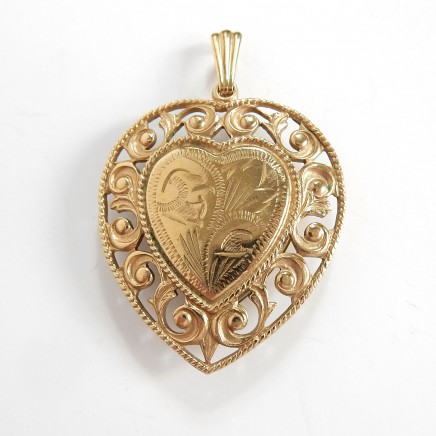 Photo of Vintage Rold Gold Filigree Heart Locket Pendant