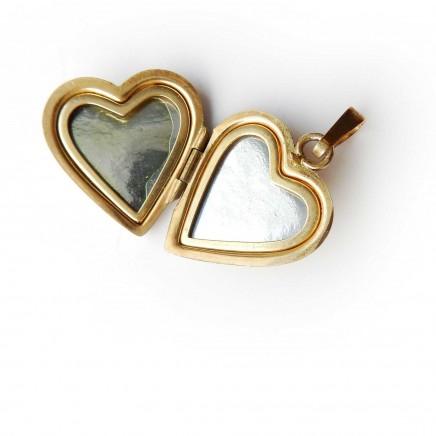 Photo of Vintage Rolled Gold Heart Locket Gift