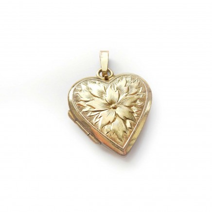 Photo of Vintage Rolled Gold Heart Locket Gift