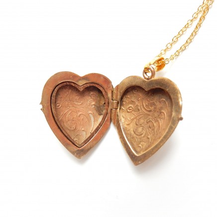 Photo of Vintage Rolled Gold Heart Locket Necklace Romantic Jewelery