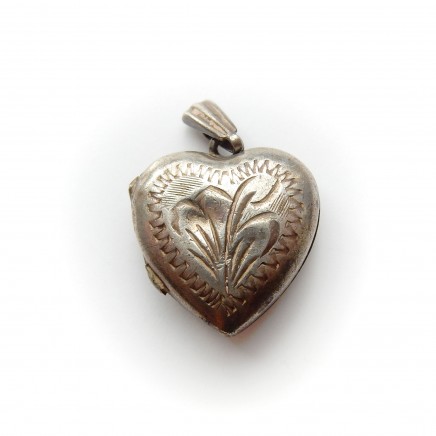 Photo of Vintage Solid Silver Locket Heart Pendant