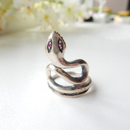 Photo of Vintage Sterling Silver Garnet Snake Serpent Ring US Size 7