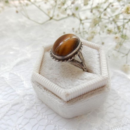 Photo of Vintage Sterling Silver Tigers Eye Ring June Birthstone Jewelery US Size 7 3/4