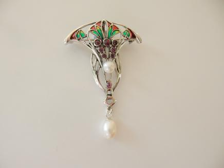 Photo of Art Nouveau Pearl & Enamel Pendant