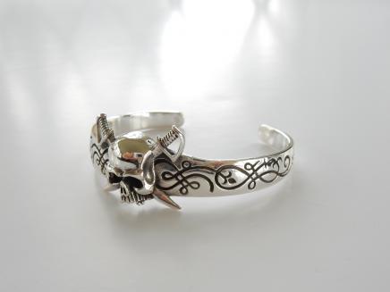 Photo of Gothic Sterling Silver Skull Bracelet