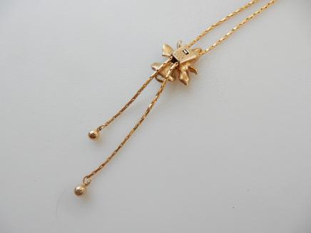 Photo of Vintage White Enamel Flower Necklace
