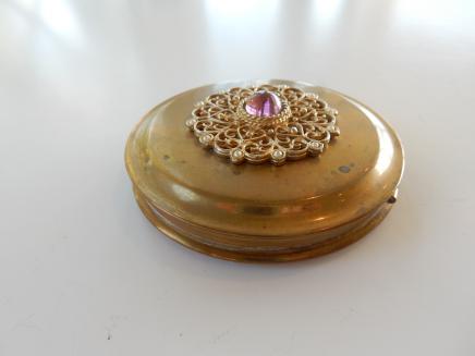 Photo of Vintage Gold Mirror Compact