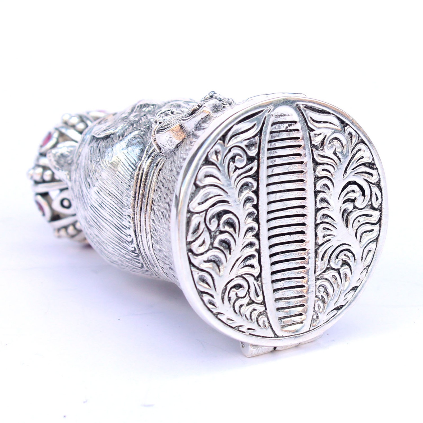 Photo of 800 Silverplated Cat Vesta Match Safe