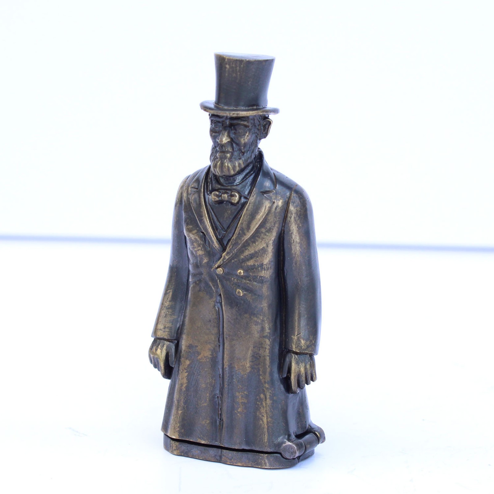 Photo of Large Brass Sculptural Abraham Lincoln6 Snuff Container Vesta Match Safe