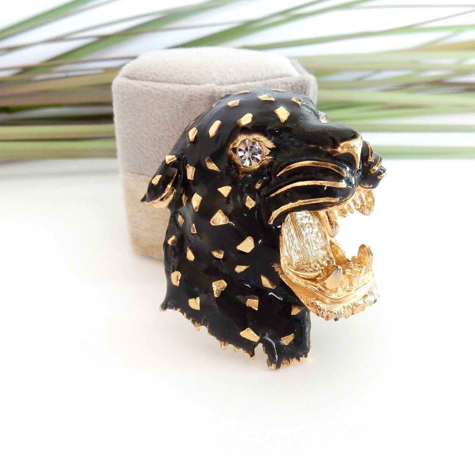 Photo of Large Vintage Enamel Rhinestone Snarling Cat Leopard Brooch 1960s Jewelery