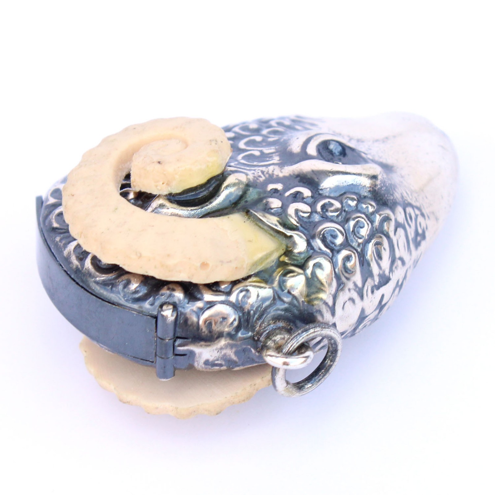Photo of Silverplated Sheep Ram Head Vesta Match Safe Snuff Box