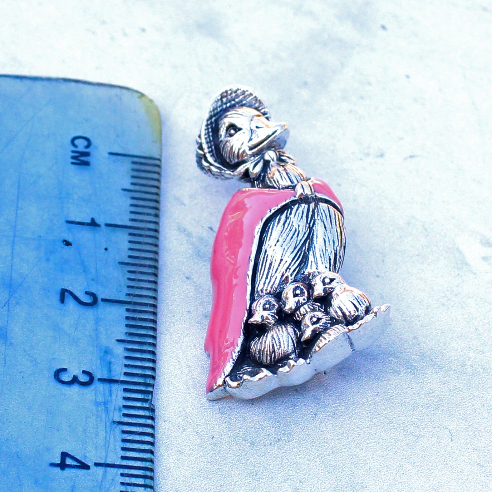Photo of Sterling Silver Enamel Beatrix Potter Jemima Puddle Duck Brooch