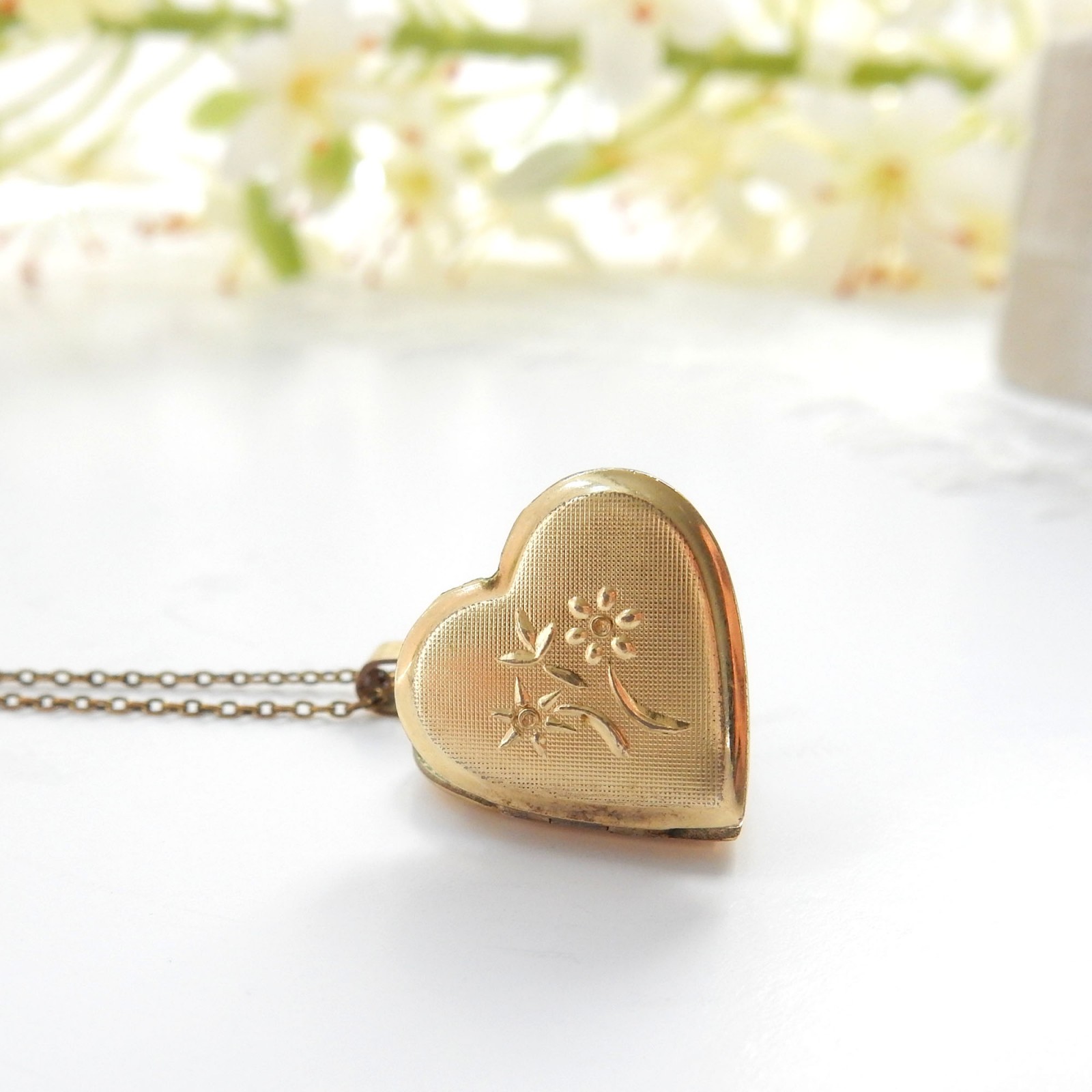 Photo of Vintage 14ct Rolled Gold Heart Locket Necklace Vintage German K L Jewelery