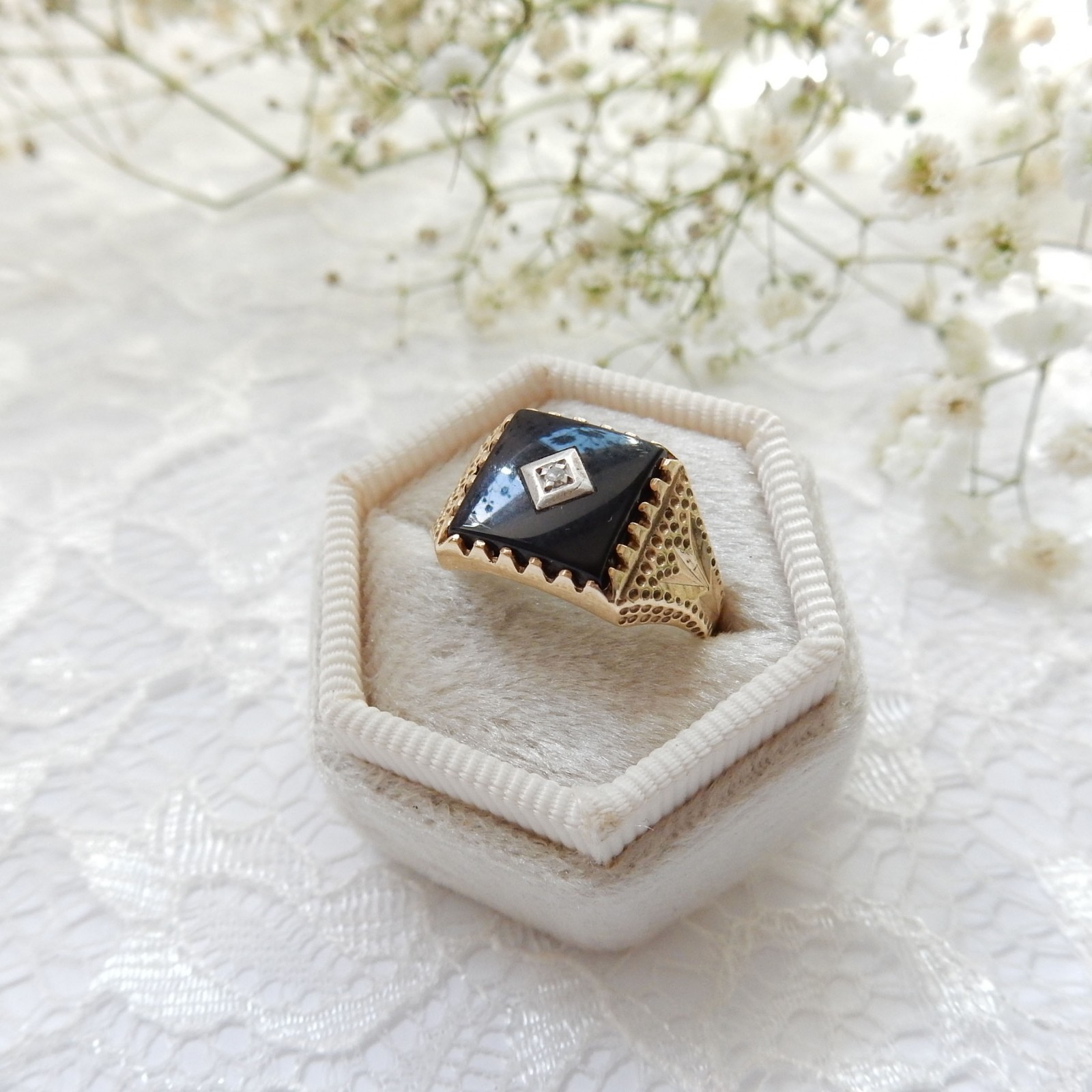 Oval Onyx and Diamond Ring - New Collection | Vintage Times