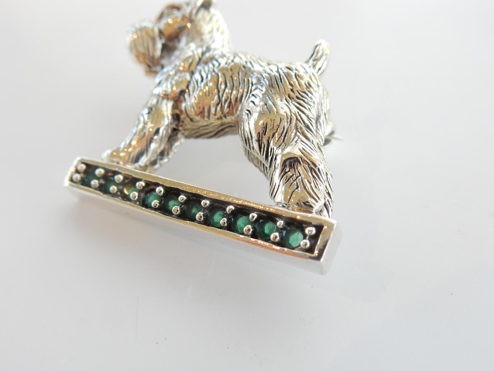 Victorian Style Large Scotty Dog Pin Brooch with Emerald and Sapphire Stone 925 Sterling Silver