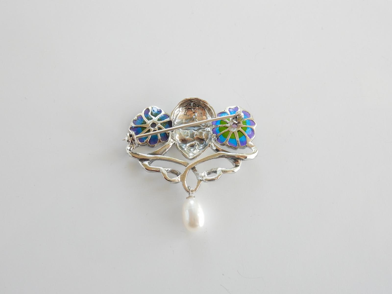 Photo of Art Nouveau Lady with Pearl Droplet Brooch